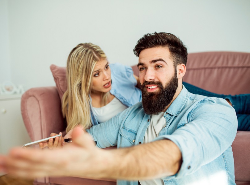 Aυτός είναι ο λόγος που γυναίκες είναι πιο… επιρρεπείς στην γκρίνια από τους άνδρες