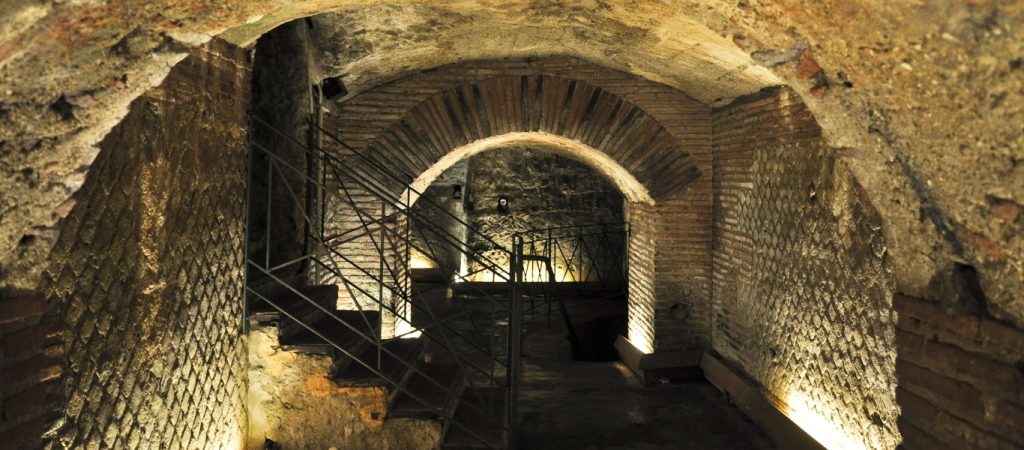 H υπόγεια πραγματικότητα της Νάπολη – Η μυστική πόλη που έχτισαν οι Έλληνες (βίντεο)