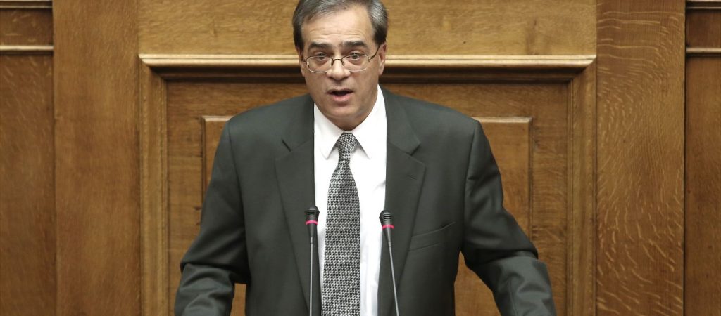 Γ.Χαρδούβελης: «Δεν πρέπει να κάνουμε οικονομία τώρα – Καλύτερα να ξοδέψουμε πολλά χωρίς να σκεφτόμαστε το χρέος»