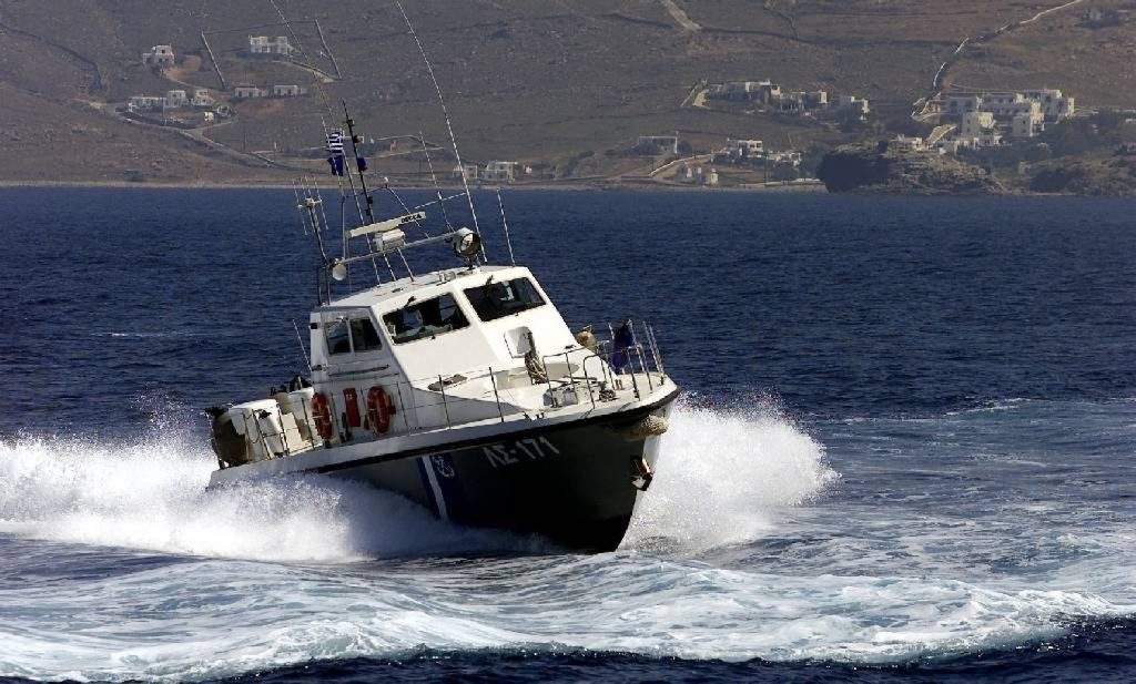 Πλοίο προσέκρουσε στο λιμάνι της Μυτιλήνης