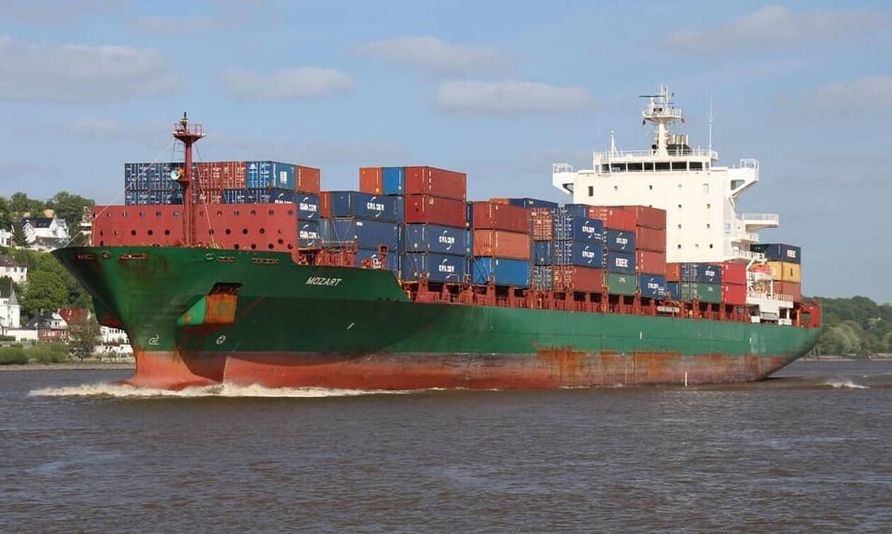 Επίθεση πειρατών σε φορτηγό πλοίο στον Κόλπο της Γουινέας