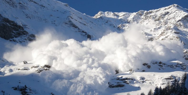 Γρεβενά: Χιονοστιβάδα καταπλάκωσε 27χρονο σκιέρ στο Χιονοδρομικό Κέντρο της Βασιλίτσας