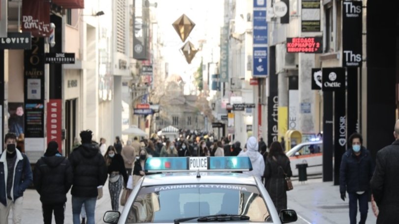 Νέα οδηγία της ΕΛ.ΑΣ. για τα καταστήματα – Θα μπορούν να συγκρίνουν αν η απόδειξη αγοράς ταιριάζει με την ώρα του SMS