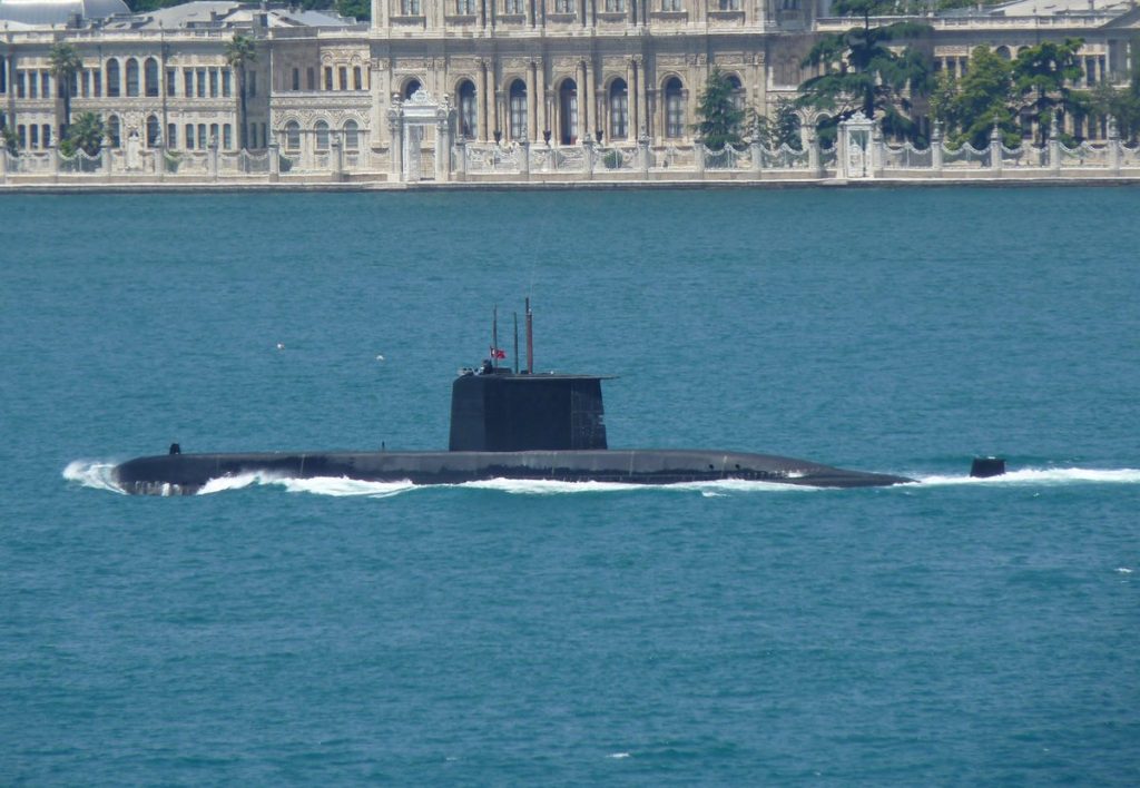 Βίντεο: Τουρκικό υποβρύχιο εκτοξεύει τορπίλη βαρέως τύπου