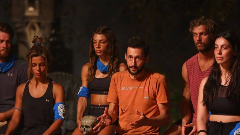Καταγγελία για σκάνδαλο στο Survivor: Η παραγωγή άφησε τον Καλλίδη να πάρει τηλέφωνο τη γυναίκα του