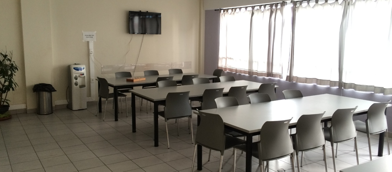 Δήμος Αθηναίων: Ανοίγει θερμαινόμενες αίθουσες για τους άστεγους