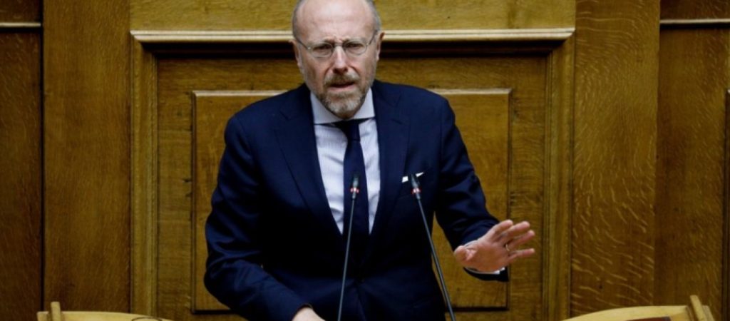 Επίθεση με μπογιές και τρικάκια στο γραφείο του βουλευτή της ΝΔ Δ.Βαρτζόπουλου