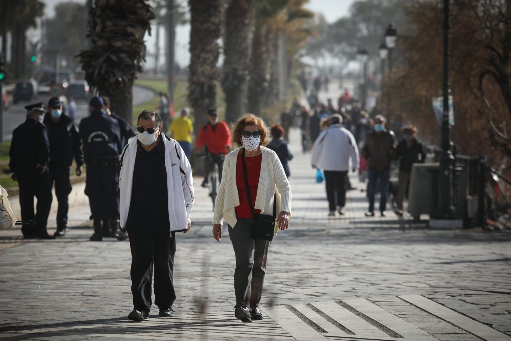 EIU: Αυτές είναι οι χώρες που θα αποκτήσουν ανοσία της αγέλης εντός του 2021 – Ποιες θα… «παλεύουν» ως το 2025!