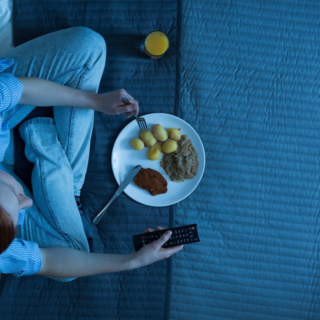 Διατροφή: Δες τι δεν πρέπει να τρως το βράδυ