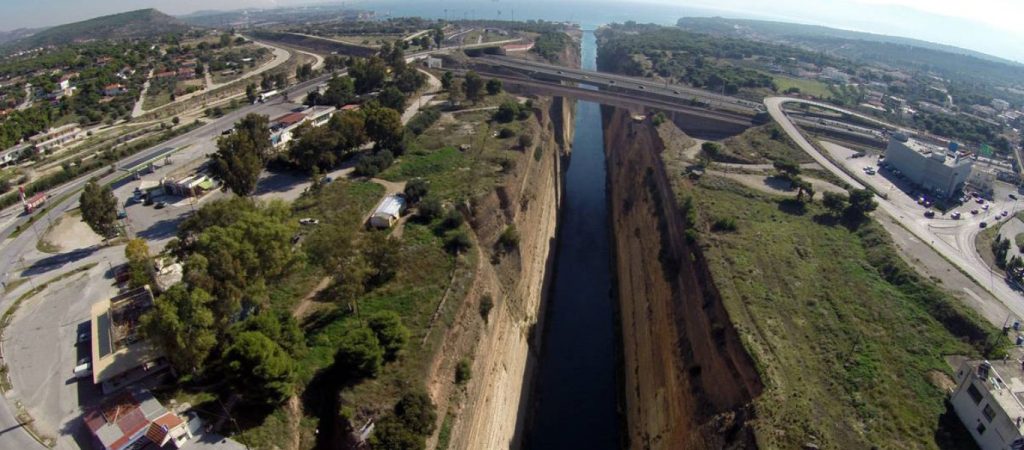 Αίτημα του υφυπουργού Ανάπτυξης να κηρυχθεί σε κατάσταση εκτάκτου ανάγκης η Διώρυγα του Ισθμού