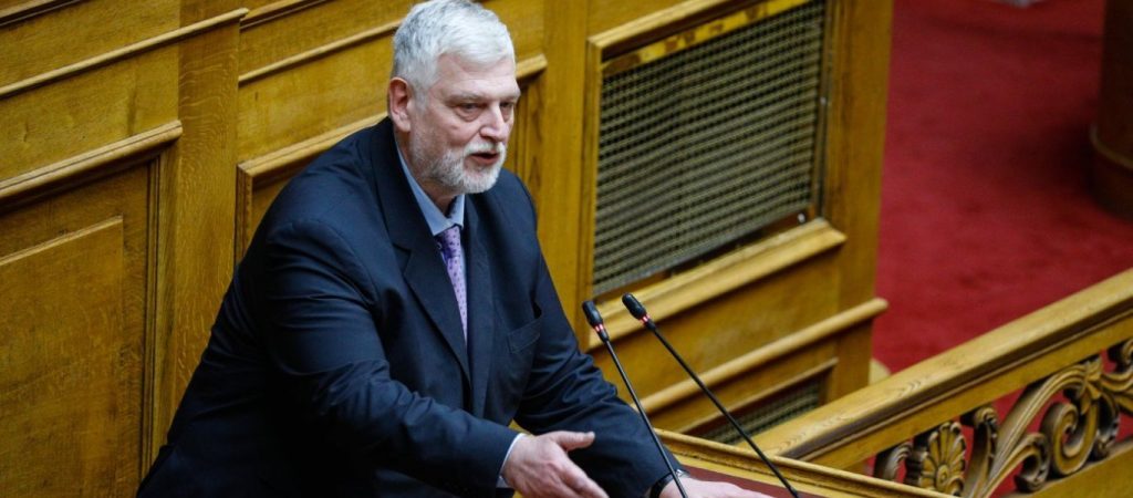 Γ.Λοβέρδος για νέα μέτρα: «Δεν μπορούμε να αποκλείσουμε τίποτα – Όλα τα ενδεχόμενα είναι ανοιχτά»