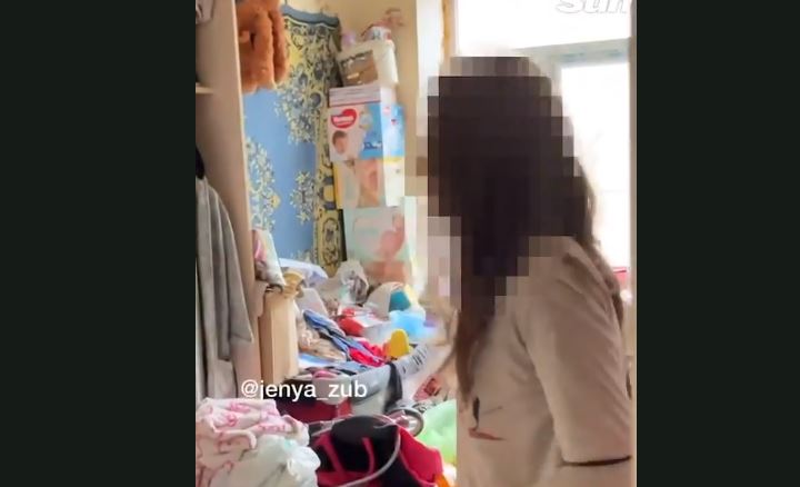 Φρίκη στην Ουκρανία: Μητέρα τάιζε με σκυλιά τα παιδιά της  – Ζούσαν μέσα στα σκουπίδια και τις κατσαρίδες (βίντεο-φωτο)