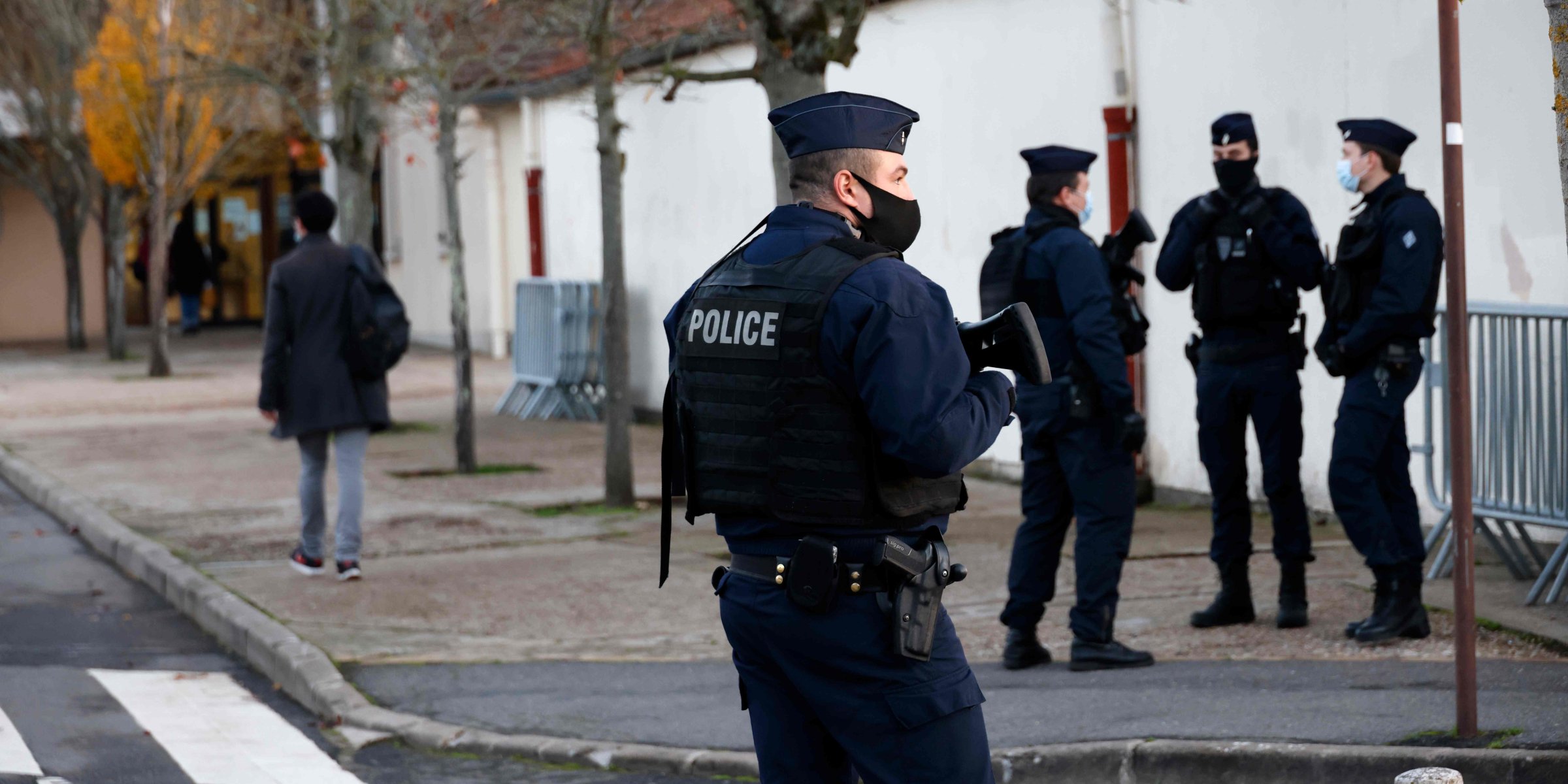 Πυροβολισμοί στη Γαλλία – Πληροφορίες για πάνω από έναν νεκρό