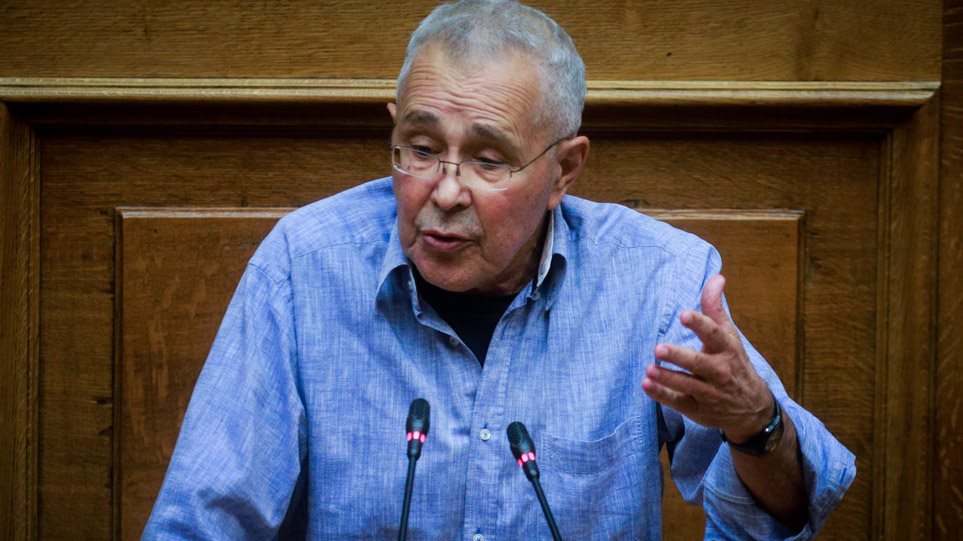 Νέα «πυρά» από τον Κ.Ζουράρι: «Τα έχω χε@@@@α τα 99 άτομα τη διάταξη του Μητσοτάκη»