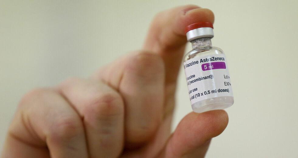 Η Γερμανία αναμένει ότι το εμβόλιο της AstraZeneca θα εγκριθεί σήμερα αλλά με «περιορισμούς»