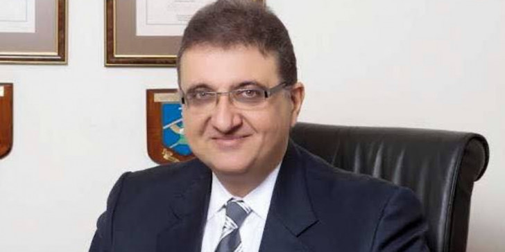 Α.Εξαδάκτυλος: «Η ΕΕ μπορεί να στραφεί και στα εμβόλια της Κίνας και της Ρωσίας»