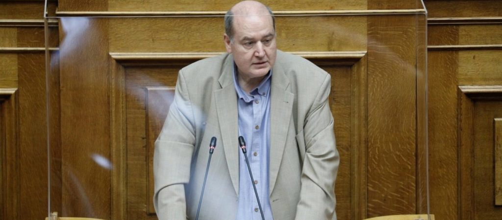 Ν.Φίλης: «Να μην κατατεθεί το αντιεκπαιδευτικό νομοσχέδιο»