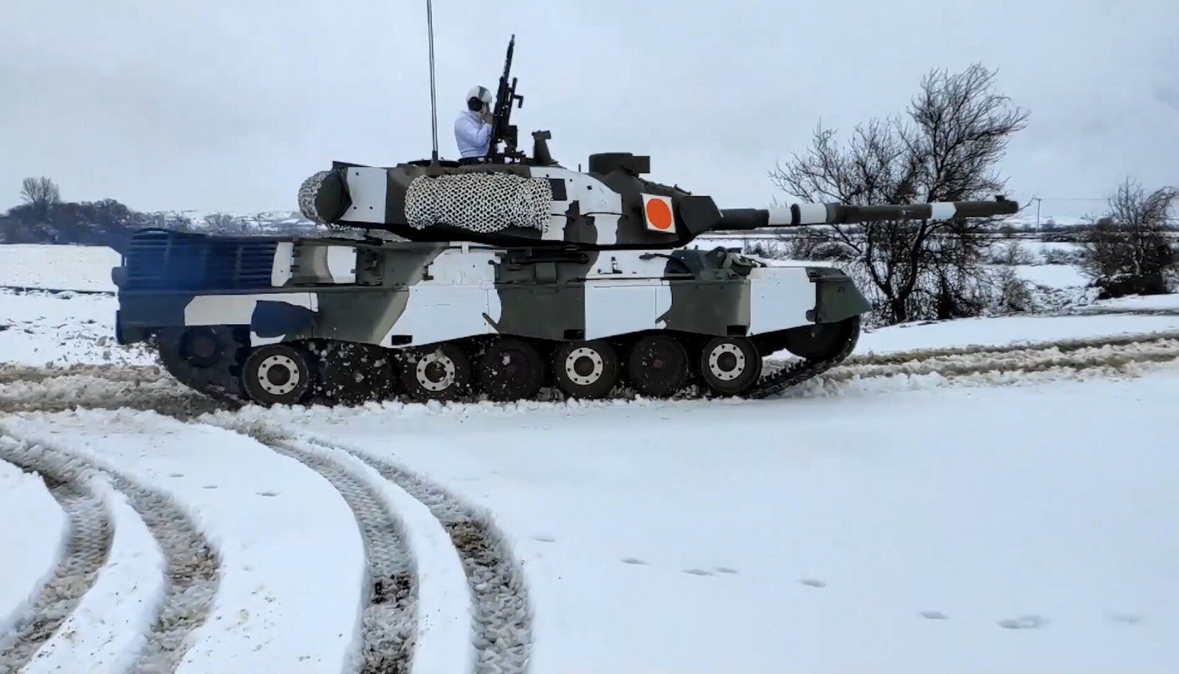 Έβρος: Τα Leopard  του Δ΄ΣΣ με νέο χειμερινό καμουφλάζ σε ασκήσεις με… πολικές συνθήκες