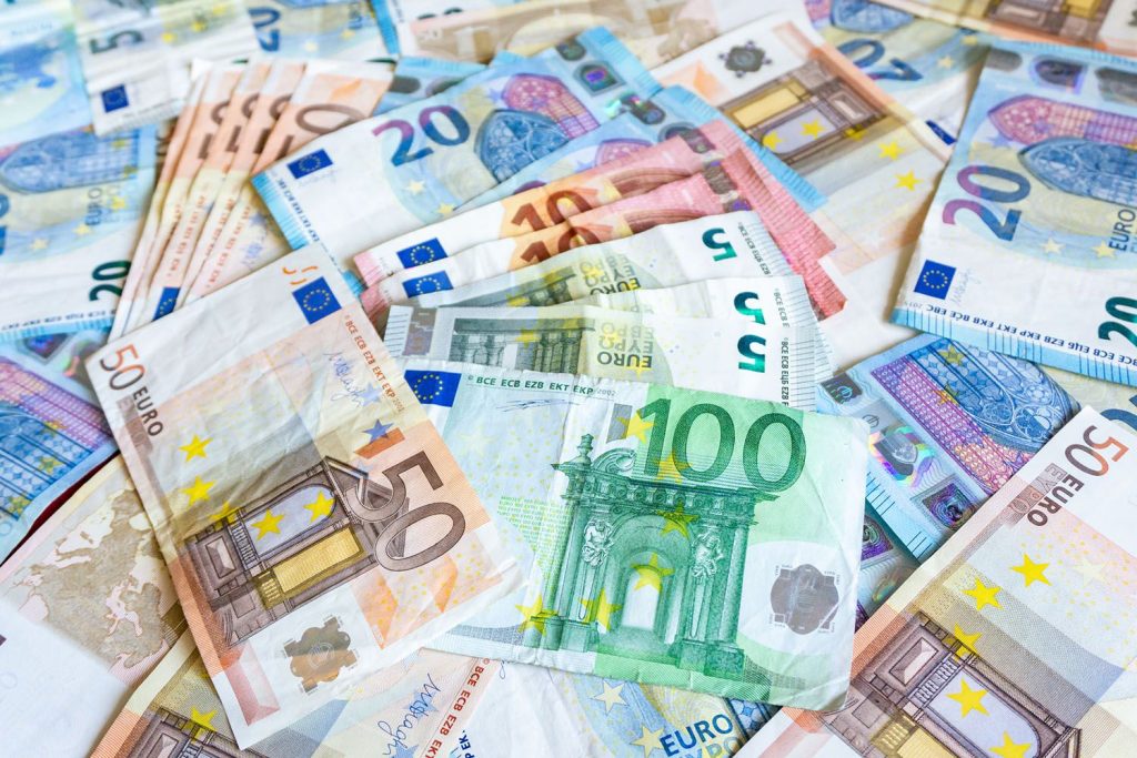 Η Europol εξάρθρωσε εγκληματική οργάνωση πλαστογράφησης χαρτονομισμάτων – «Κυκλοφορούσαν» και στην Ελλάδα