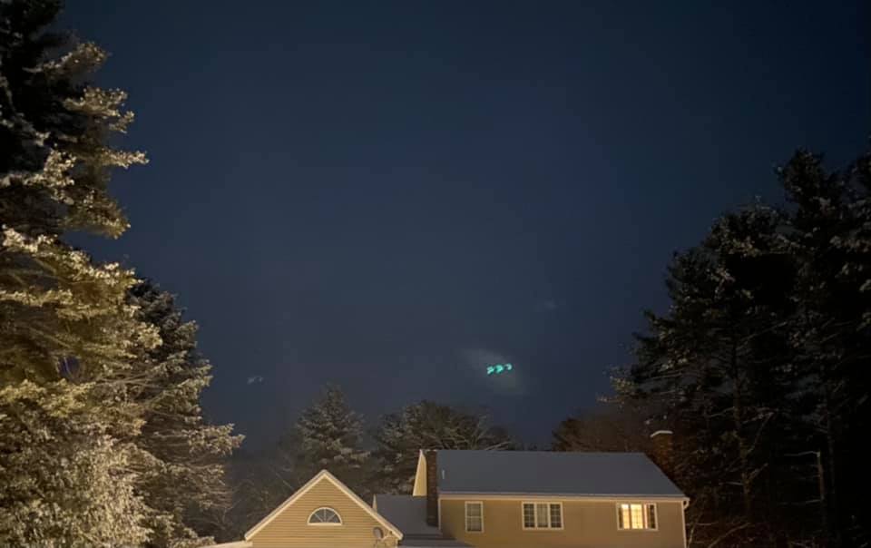 Βόρεια Καρολίνα: Παράξενα φώτα στον ουρανό – UFO ή κινέζικα φαναράκια (φωτό)