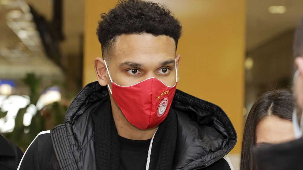 Κ.Λαλά: Στην Αθήνα για τον Ολυμπιακό – Ολοκληρώνεται η μεταγραφή του