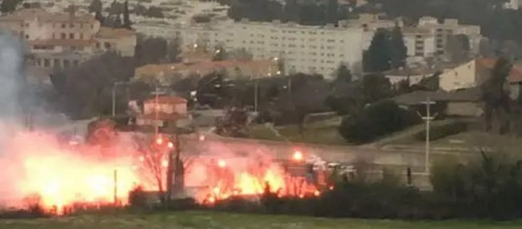 Εκτός ελέγχου οι οπαδοί της Μαρσέιγ – Έβαλαν φωτιά στο προπονητικό κέντρο (βίντεο)