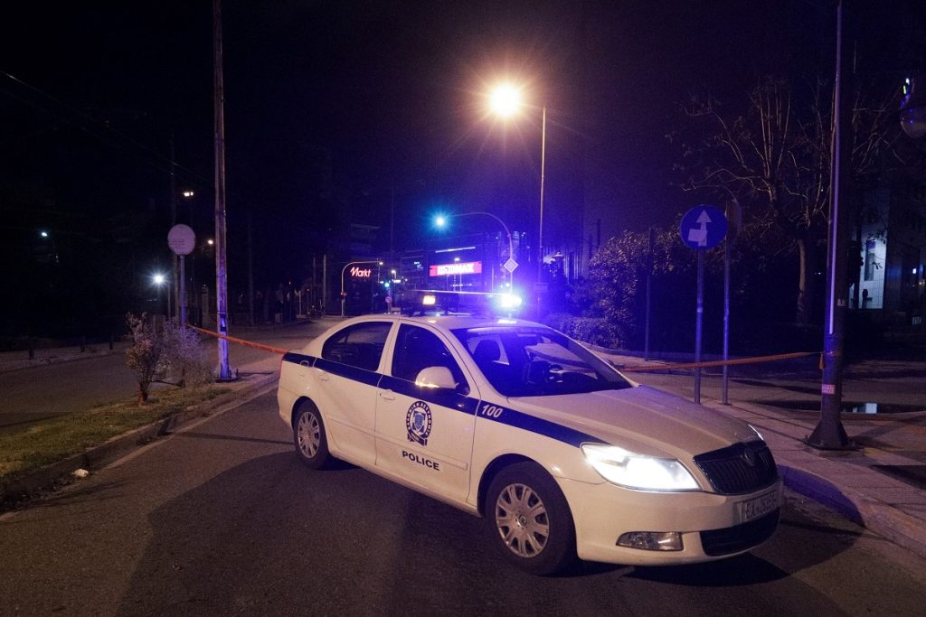 Χαλκίδα: Πακιστανοί είχαν κρύψει κάνναβη σε γλάστρα