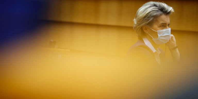 Βρετανική Telegraph: «Στην ΕΕ θέλουν να παραιτηθεί η Φον ντερ Λάιεν – Είναι εκδικητική λόγω Brexit»