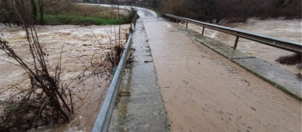Αλεξανδρούπολη: Κλειστά λόγω κακοκαιρίας τα σχολεία σε Άνθεια και Απαλό την Τρίτη