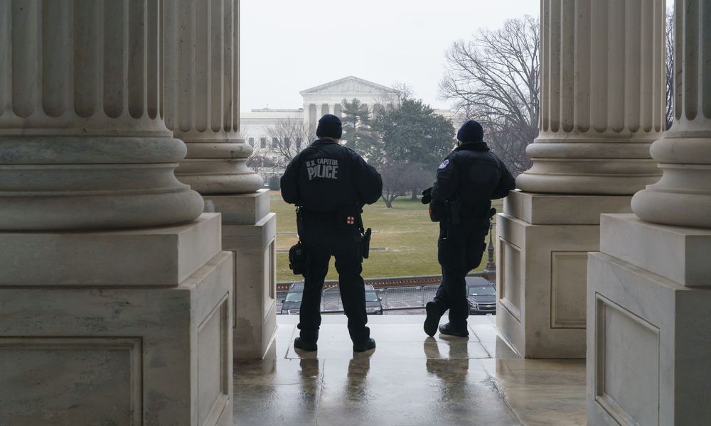 Οι Δημοκρατικοί προσπαθούν να φέρουν σε δίκη το Ν.Τραμπ – Δεν βρίσκουν πλειοψηφία στους Ρεπουμπλικανούς
