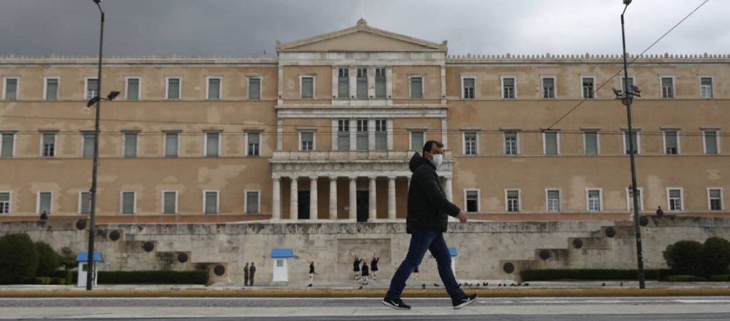 Δ.Σαρηγιάννης: «Ανοιχτό το ενδεχόμενο να φτάσουμε τα 2.000 κρούσματα ημερησίως – Να δράσουμε τώρα»