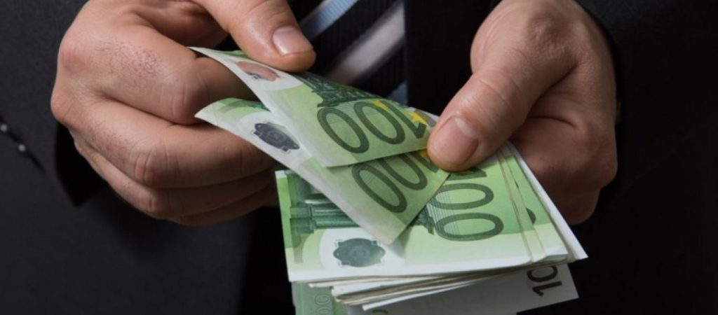 Επιστρεπτέα προκαταβολή: Αυτές είναι οι υποχρεώσεις που πρέπει να τηρούν οι επιχειρήσεις που ενταχθούν στο πρόγραμμα