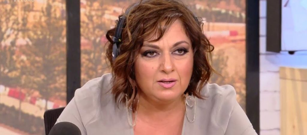 Σ.Μουτίδου κατά Σ.Φασουλή: «Καθίστε εσείς φρόνιμα – Πιστεύετε ότι σπουδάσαμε θέατρο για να μας πιάνουν τους κ@@ους;»