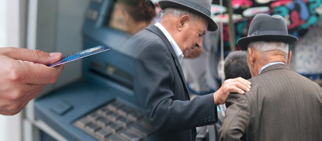 «Ανάσα» για χιλιάδες συνταξιούχους – Θα λαμβάνουν την εθνική σύνταξη σε λιγότερο από έναν μήνα