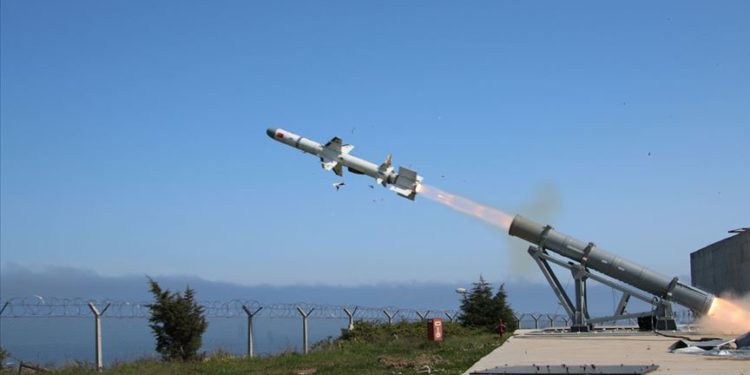 Νέα επιτυχημένη εκτόξευση του πυραύλου ATMACA της Τουρκίας (βίντεο)