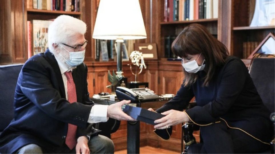 Κ.Σακελλαροπούλου: Συναντήθηκε με τον δήμαρχο Ιωαννίνων, Μωυσή Ελισάφ