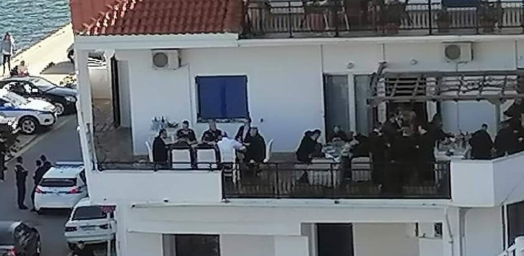 Έντονες αντιδράσεις κομμάτων, πολιτών για την παραβίαση των κανόνων από τον Κ.Μητσοτάκη στην Ικαρία