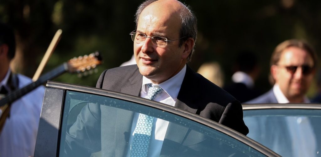 Κ.Χατζηδάκης: «Οι εκκρεμείς συντάξεις είναι ο “ελέφαντας μέσα στο δωμάτιο”»