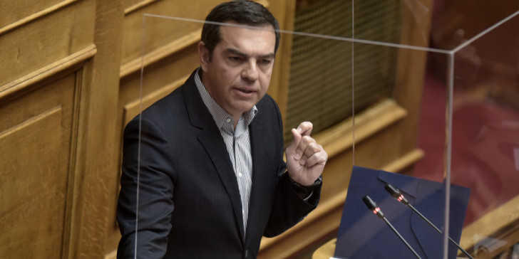 Ερώτηση Τσίπρα σε Μητσοτάκη για το γεύμα στην Ικαρία: «Μπορούν να ανοίξουν τα καταστήματα με τα ίδια ”μέτρα”;»