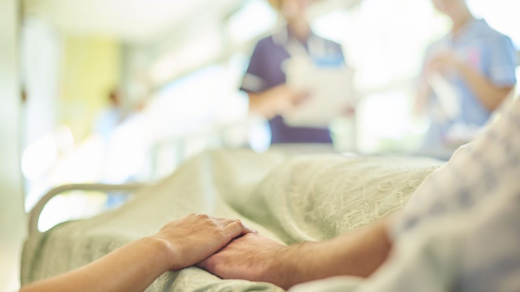 Αγγλία: 51χρονη γυναίκα είχε «τρομερούς εφιάλτες ότι πεθαίνει» και τελικά είχε καρκίνο (φωτό)