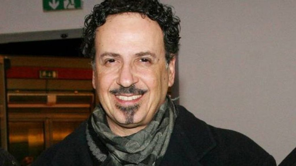 Ο Χάρης Ρώμας απαντά σε όσους τον εμπλέκουν σε κύκλωμα παιδεραστίας