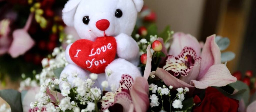 Αγίου Βαλεντίνου: Δείτε πως θα λειτουργήσουν αύριο τα ανθοπωλεία