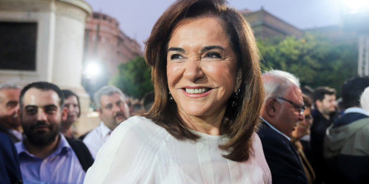 Η Ν.Μπακογιάννη «ρίχνει γέφυρες» στο Μαξίμου – «Βλέπει» «κυβερνητικές επιτυχίες» σε κάθε επίπεδο