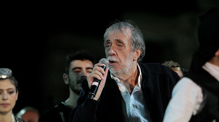 Τελέστηκε σήμερα η κηδεία του Αντώνη Καλογιάννη (φωτο)