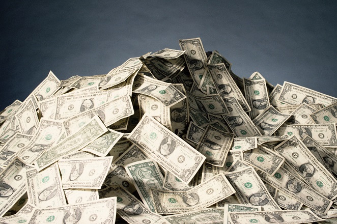 Ένας εκατομμυριούχος συμβουλεύει τους νέους πως να πετύχουν – Τι πρέπει να κάνετε ως πρώτο βήμα