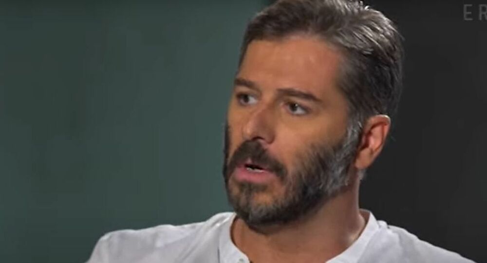 «Καρφιά» του Αλέξανδρου Μπουρδούμη προς πολλούς αποδέκτες: «Οι θύτες έχουν ισχυρές διασυνδέσεις»