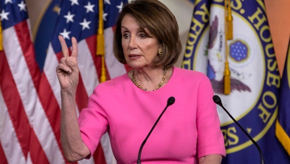 Επιμένει η Πελόζι για Τραμπ: «Η μομφή εναντίον του δεν είναι τίποτα μπροστά σε αυτά που έχει κάνει»