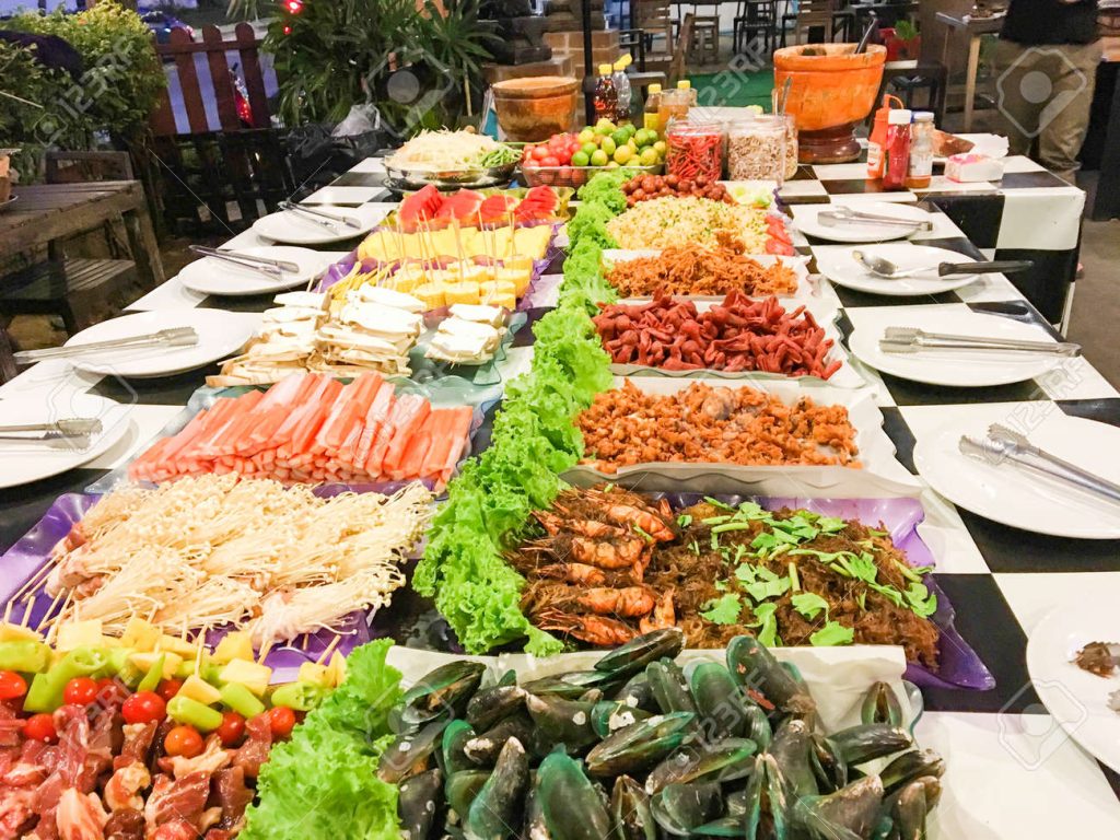 Ισραήλ: «Δόλωμα» πλούσιο γεύμα για να προσελκύσουν κόσμο για να εμβολιαστεί