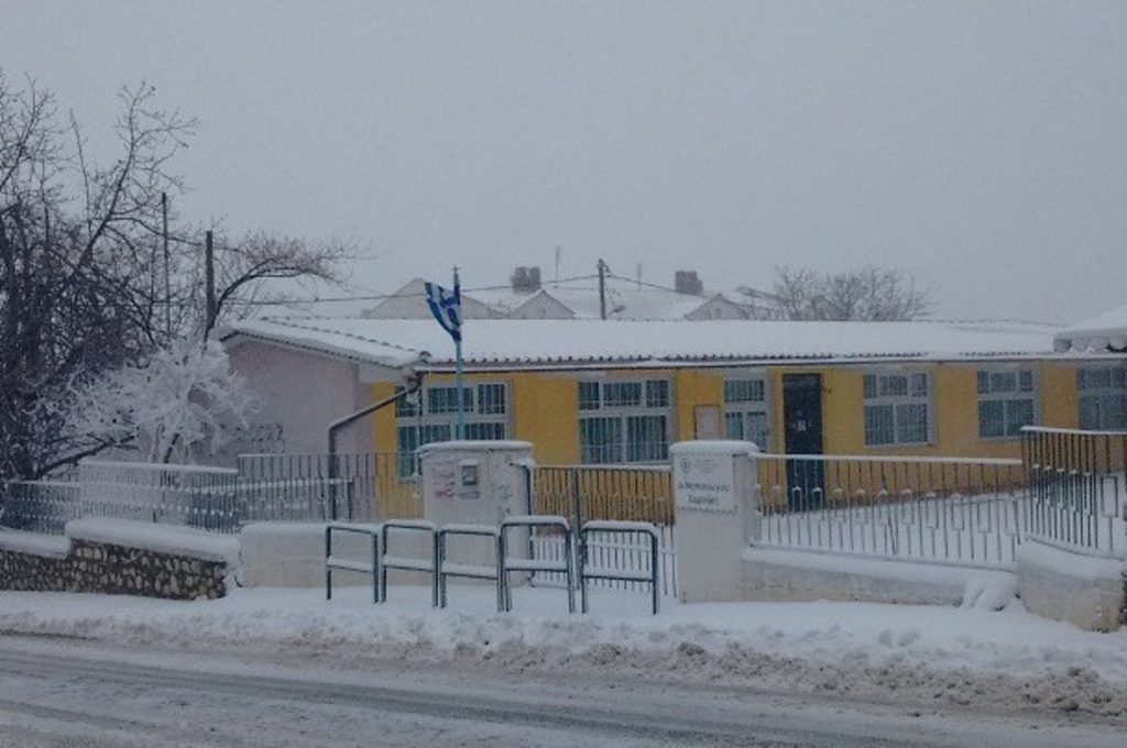 Κακοκαιρία: Σε ποιες περιοχές θα είναι αύριο κλειστά τα σχολεία (upd)