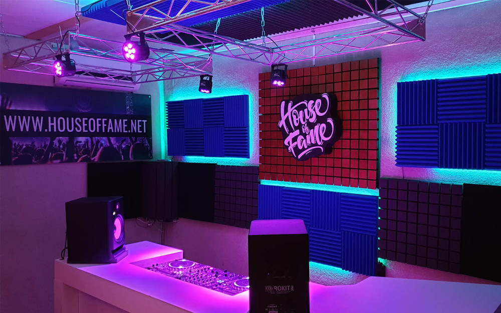 House of Fame: Έξαλλη η Πέννυ Μπαλτατζή με παίκτρια του ριάλιτι (βίντεο)